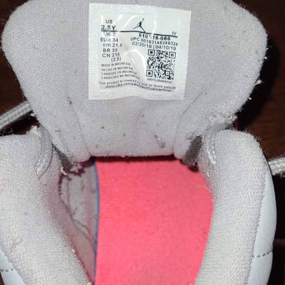 Air Jordan 12 Retro (GS) Wolf Grey Racer Pink - Picture 8 of 9